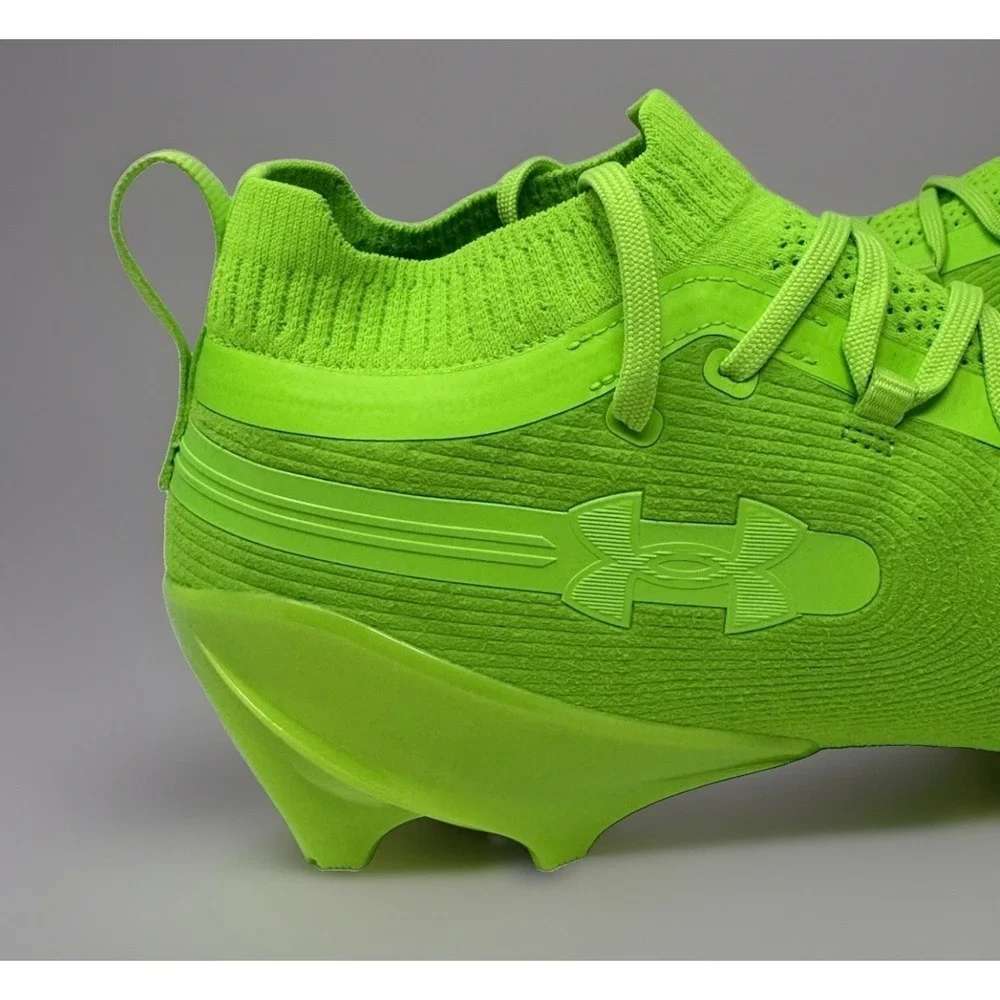 *NEW Men Size 15 Under Armour Spotlight Suede Pro MC Football Cleats Neon Green